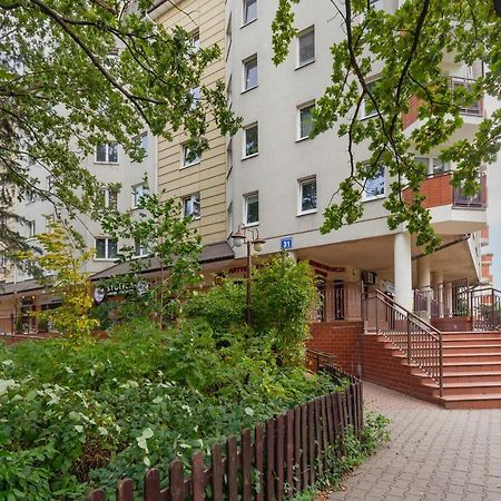 Cozy Apartment With Parking In Warsaw Ursus By Noclegi Renters Exteriör bild