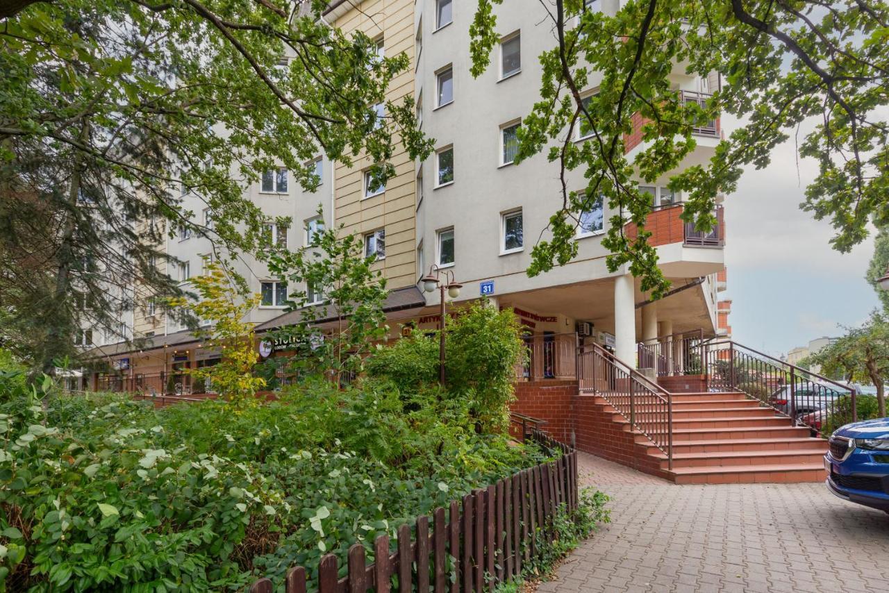 Cozy Apartment With Parking In Warsaw Ursus By Noclegi Renters Exteriör bild